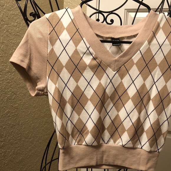 SHEIN Women’s/Girls Argyle Crop Tops (2) XS NWOT - Picture 4 of 6